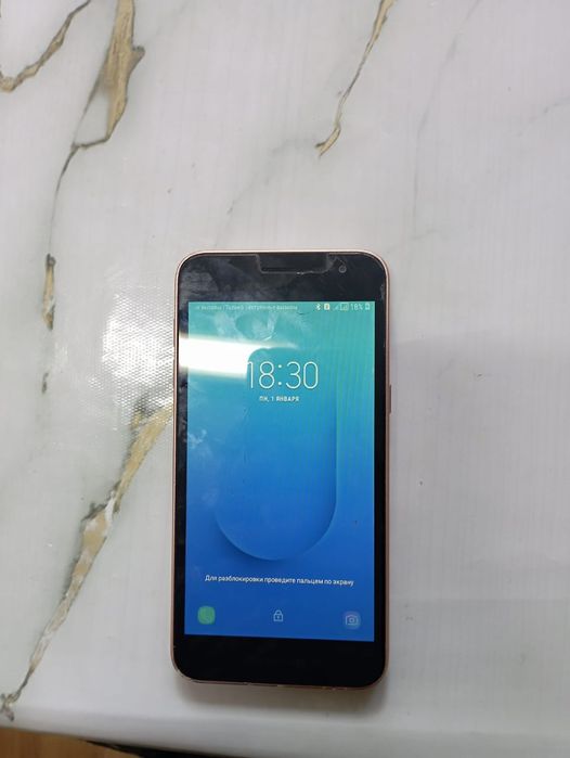 Продам телефон...