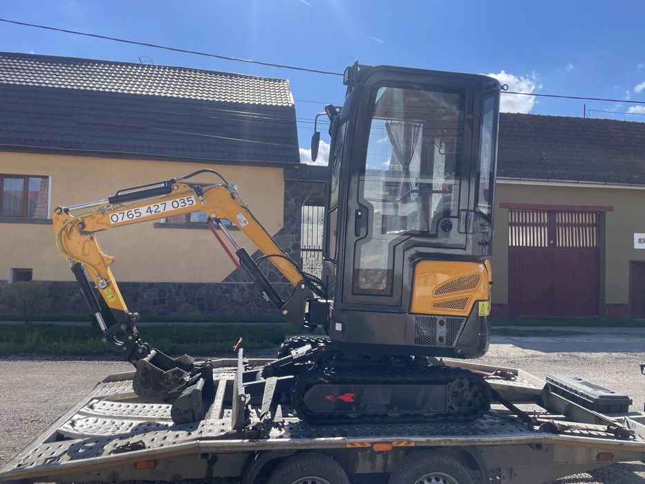 Execut sapaturi/lucrari /inchiriez cu miniexcavator