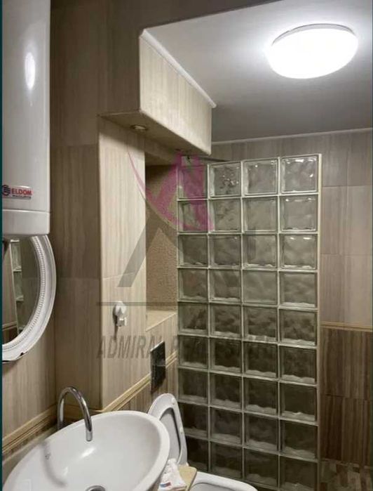 Дава се под наем Тристаен апартамент в Варна, Център - 80 кв.м за 800 € - Снимка #4