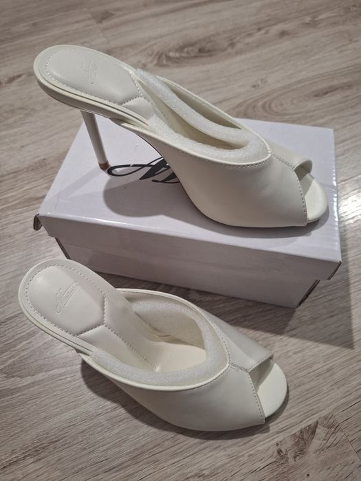 Pantofii stiletto