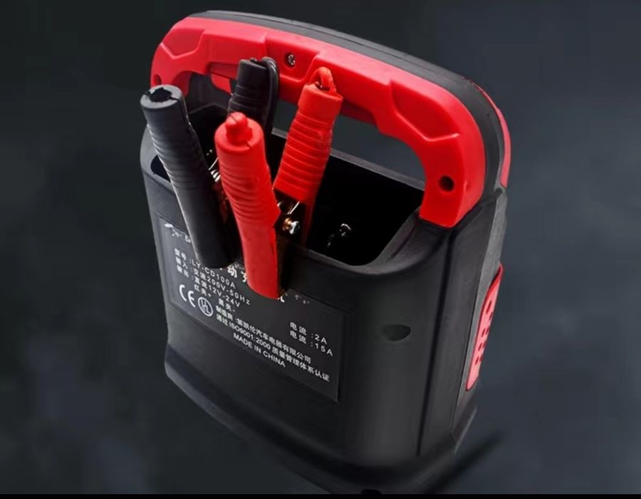 Продам зарядное устройство автомоб