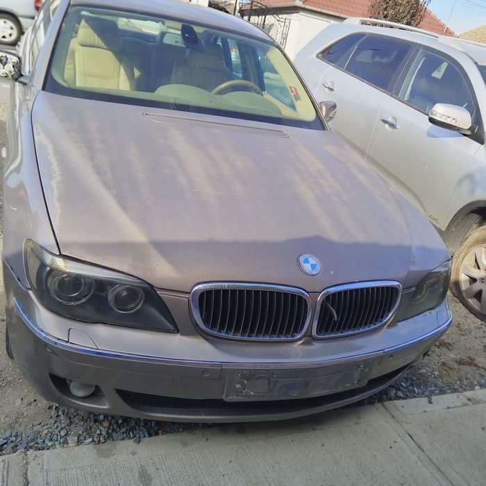 Bot/Fata completa Bmw Seria 7 E65/E66 Facelift (bara/far/capota/aripa)