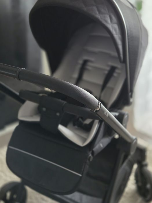 Продам коляску 2 в 1 фирмы New Lux