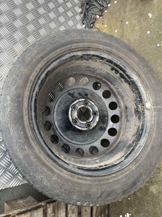 Vand 4 roți 205/55R16 91V + Rezerva