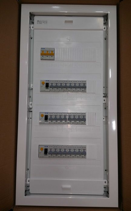 Tablouri electrice complet echipate, noi, 48 module, Eaton, NOI