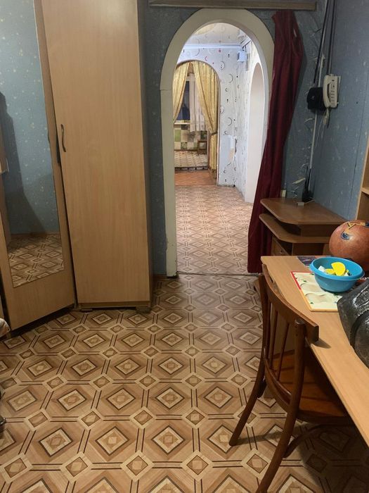 Продам дом на 2 хозяина.