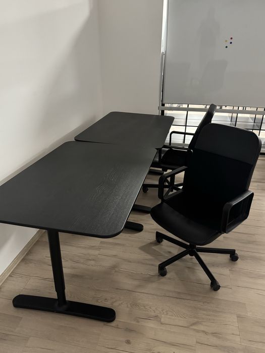 Biblioteci si birouri