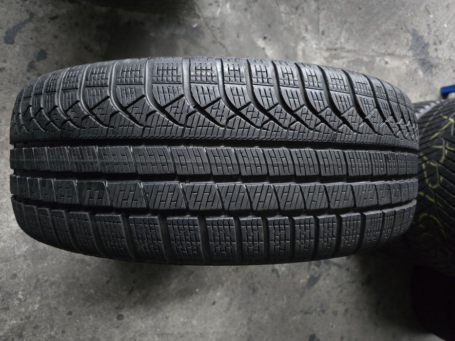 Pirelli 255/45 R22 107H M+S iarnă