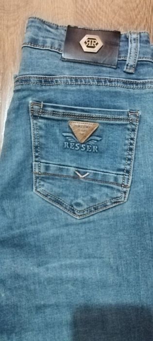 Джинсы подростковые на 11 - 13 лет