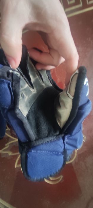 Краги хоккейные 10'