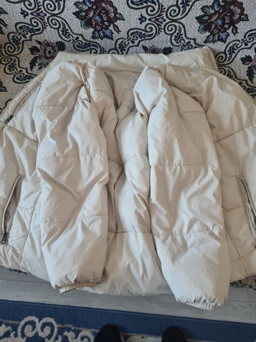 Продам куртку и кепку