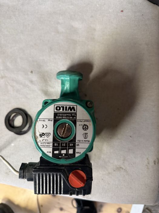 Водна помла за парно WILO 25/2