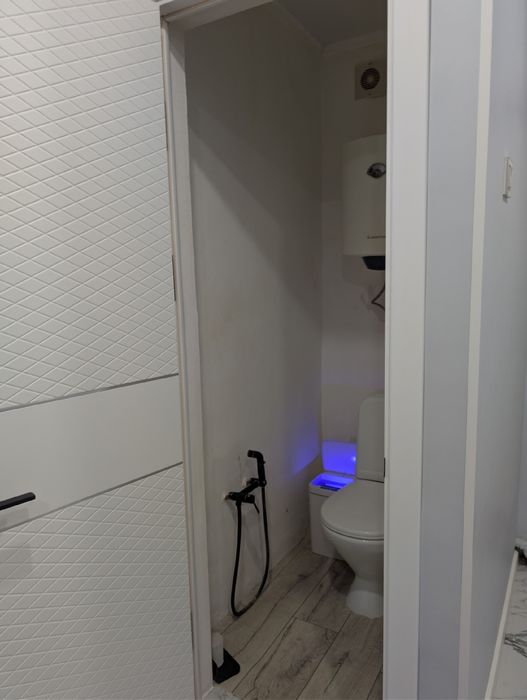 Продаётся 2 ком квартира на 3 этаже