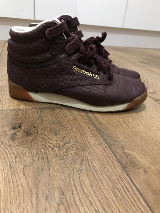 Дамски кецове рийбок