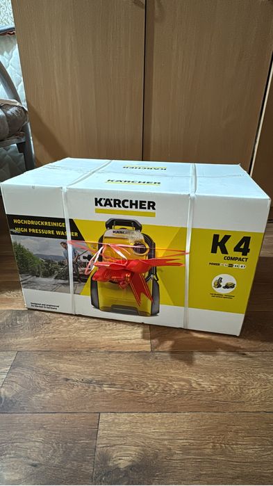 Мойка машины и брусчатки