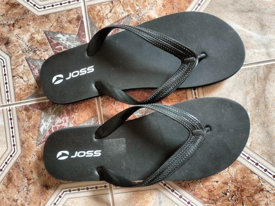 Шлепанцы, сланцы