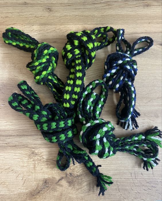 Вълнени плоски и кръгли коланчета подходящи за народни носии