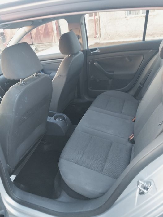 Golf 5 de vînzare anul 2009 1,4mpi benzina