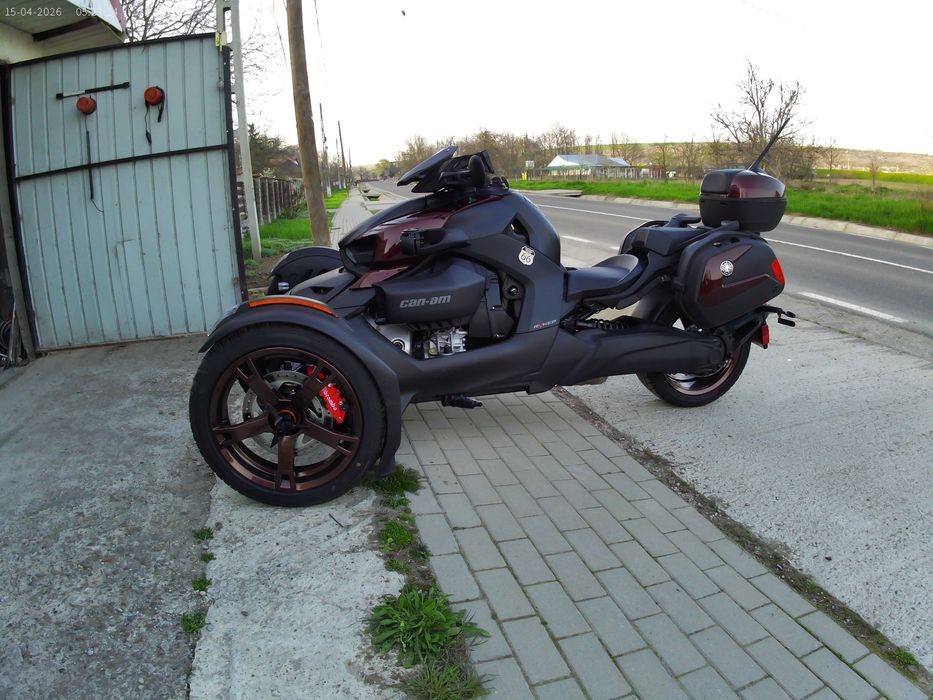 ryker 900 sport 2450 km