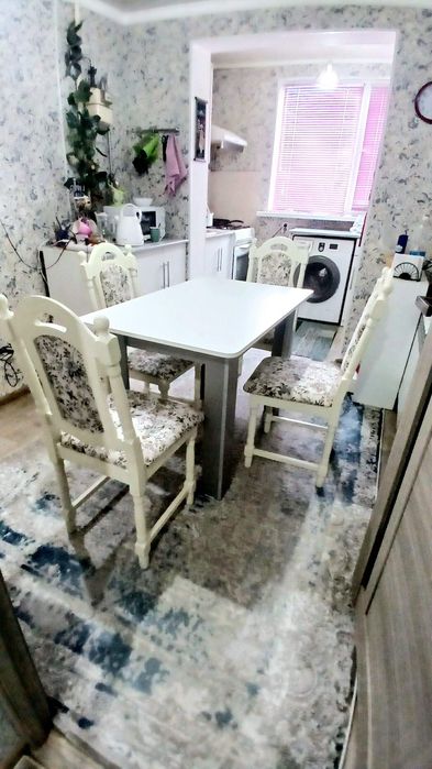 3-хкомн. 16 мкрн. 3 этаж, евроремонт.