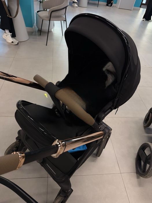 Продам детскую коляску бренда “kidilo”