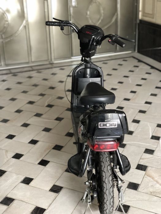 Skuter Sk8 Gicini