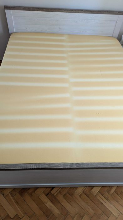 Vând Saltea 160*200