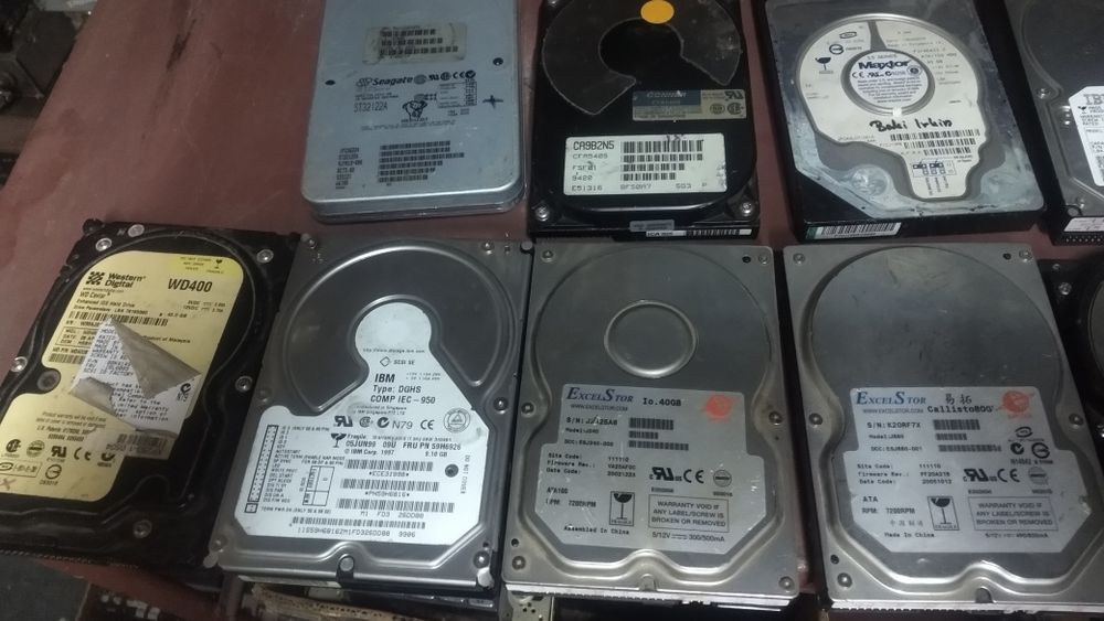 Хард дискове Conner, Maxtor, Seagate, ExcelStor и др