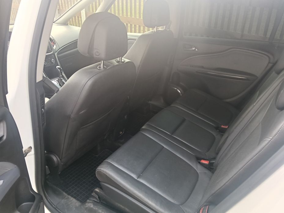 Vand Opel Zafira C/ 7 locuri / Automata/  2.0 diesel/ Foarte dotata