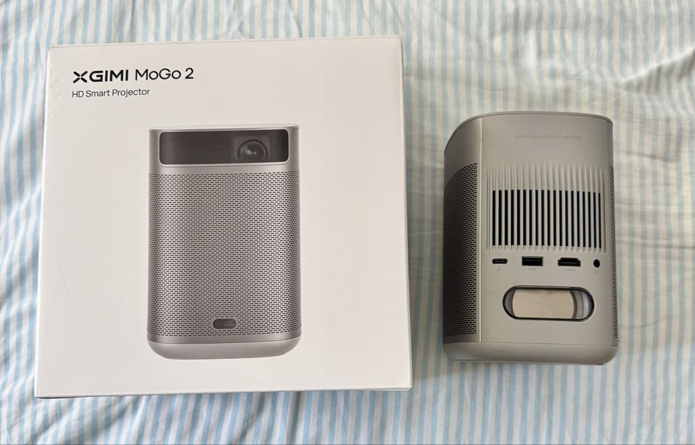 Proiector Smart HD XGIMI MoGo 2 - Impecabil, Pachet Complet