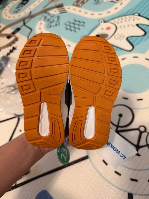 Обувки за момче 23 номер