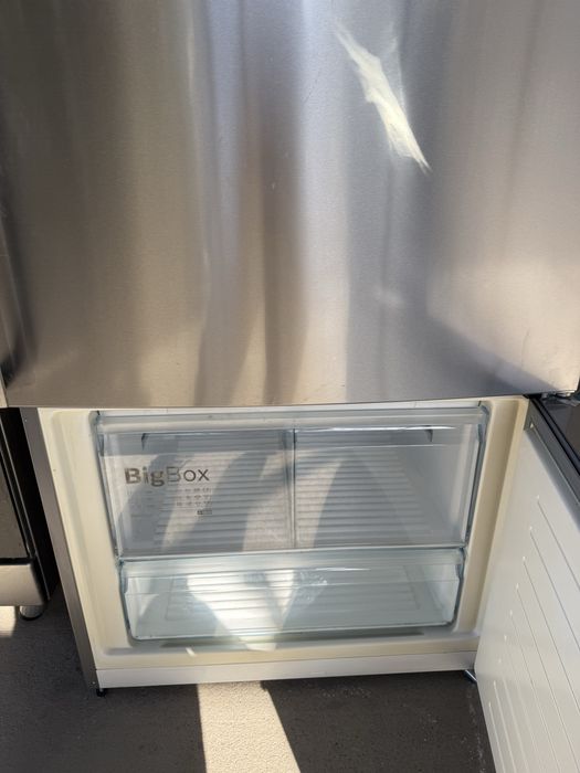 Стиральный Midea, газ Daucher, холодильник Bosh