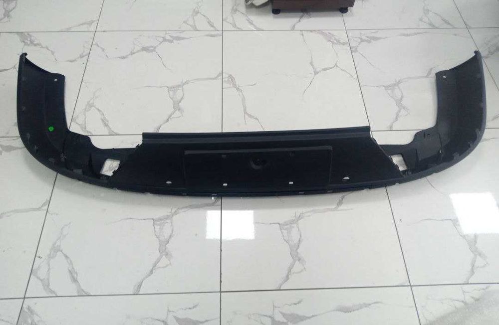 Byd song plus Gibrid orqa bamfer teg qismi kopiya