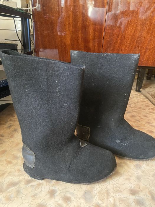 Продам валенки мужские
