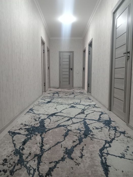 Oq qovoqda hovli sotiladi yangi qurilgan kanalizatsiya. WiFi.