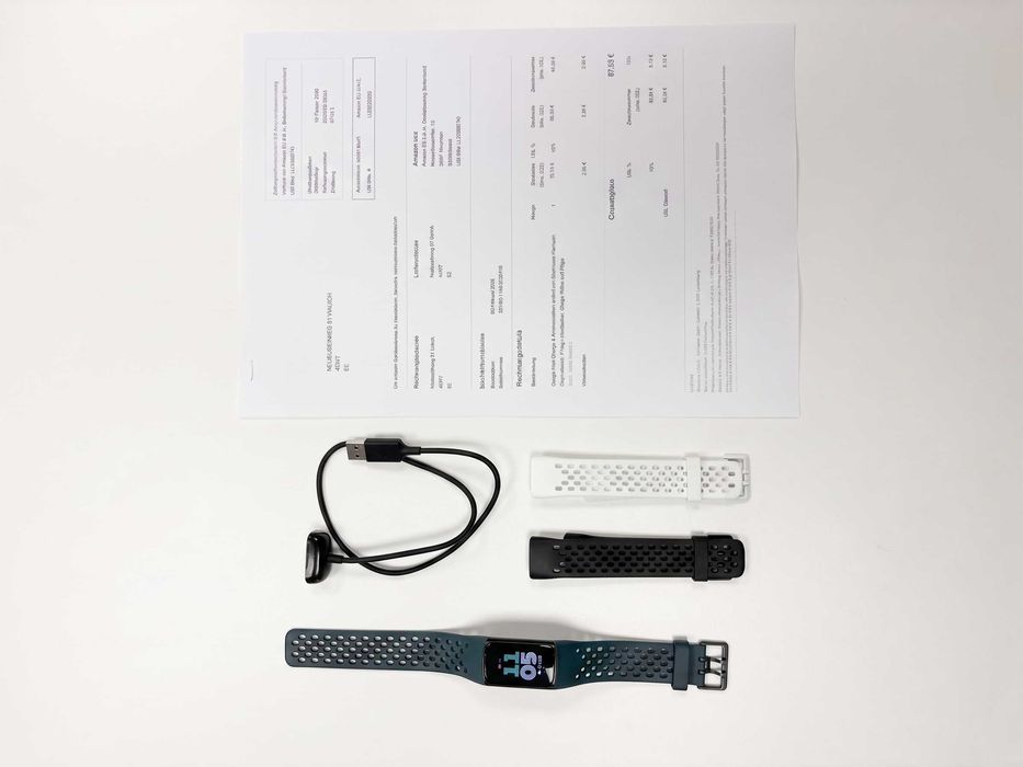 Fitbit Charge 6 – отличен, 1.5г ГАРАНЦИЯ + 2 Резервни Каишки!
