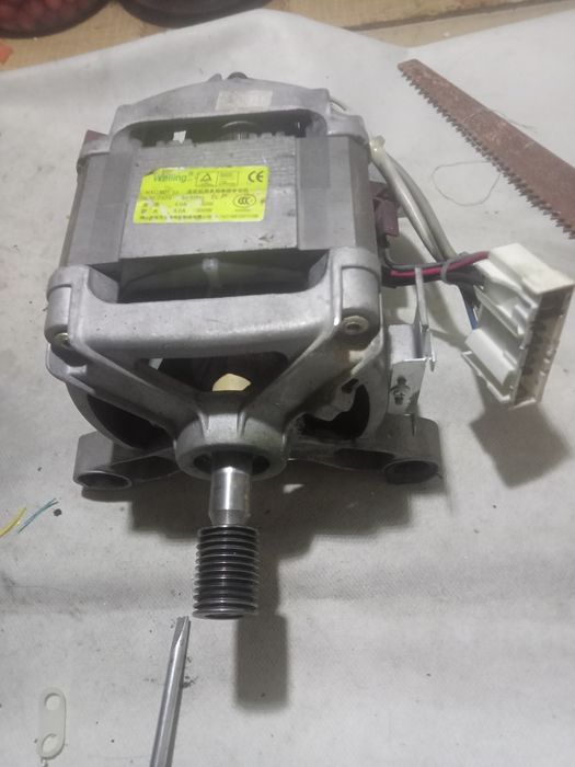 Продам, электромотор.