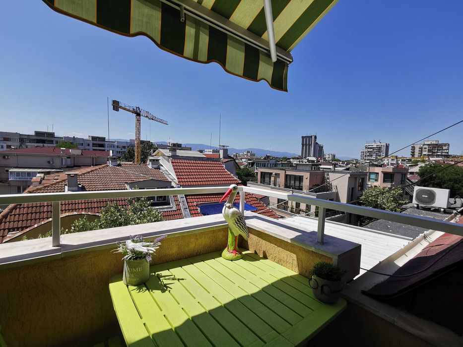 Продава се Тристаен апартамент в Пловдив, Кършияка - 70 кв.м за 10 €/кв.м - Снимка #4