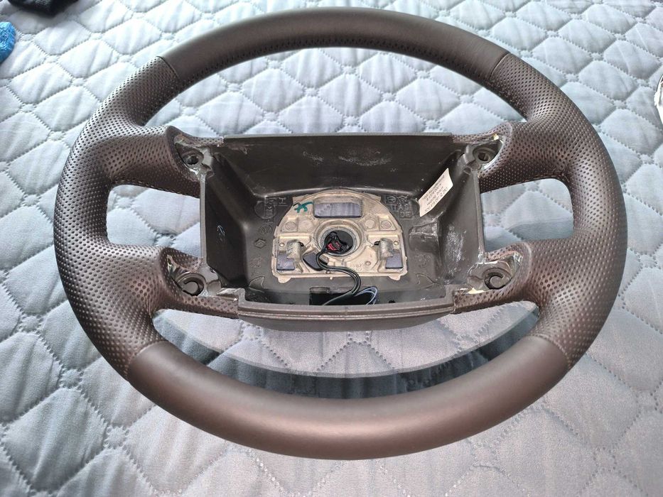 Претапициран мулти волан за VW Touareg 7L / Phaeton 3D