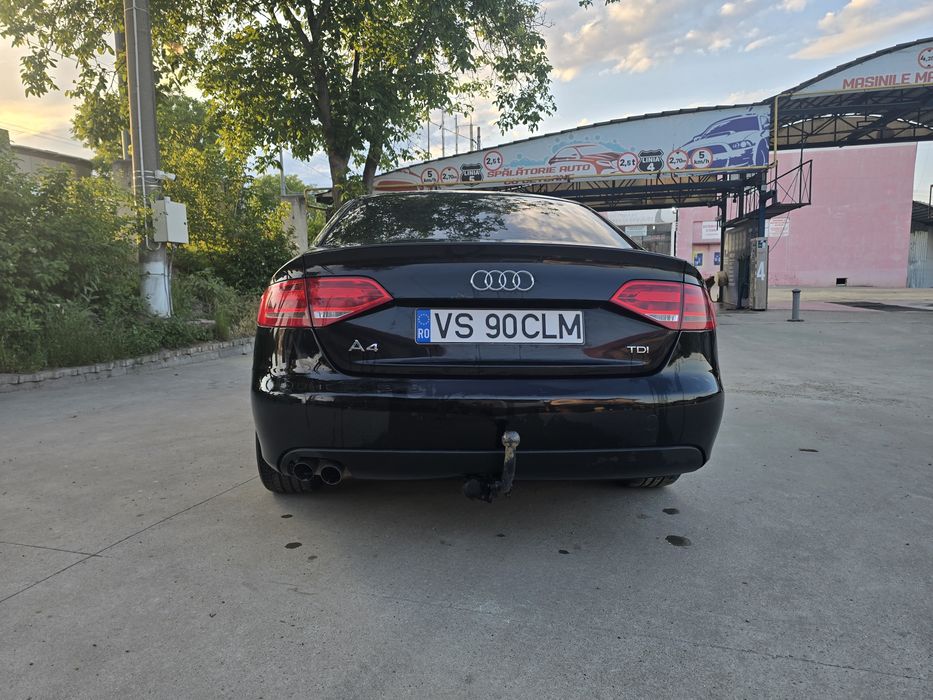 Vand Audi A4 B8 2.0TDI