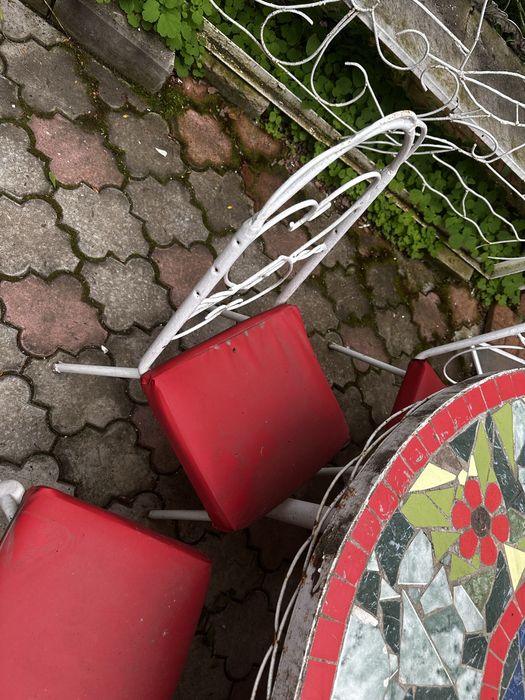 Стол и стулья для сада ручная работа