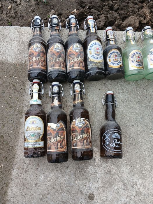 Празни бирени шишета