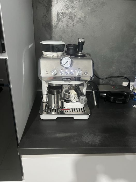 Vand Delonghi la Specialista Arte