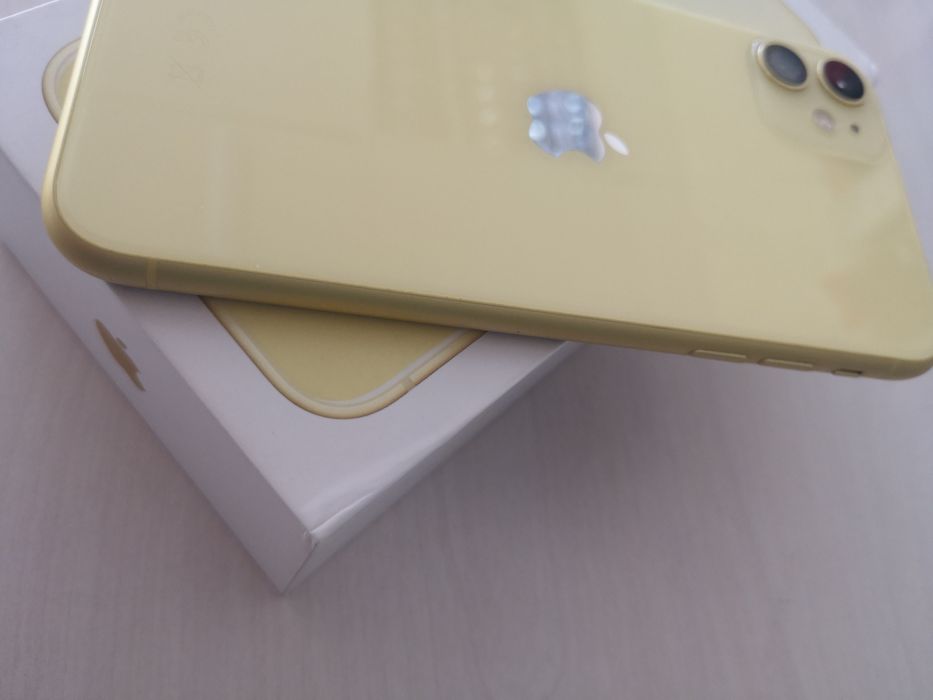 Iphone 11 Yellow /100 %Battery health