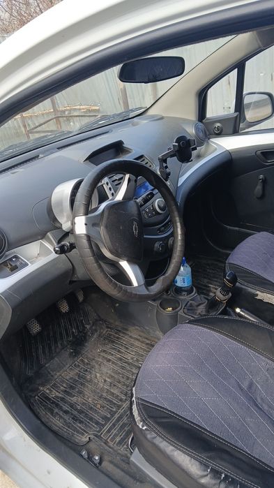 Спарк срочни сотилади