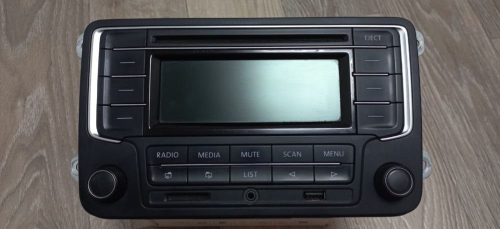 Магнитола в машину