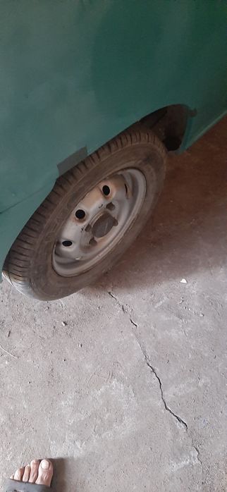 Авто машина Мазда автозам