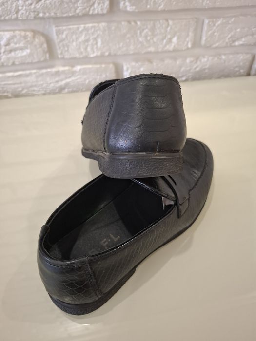 Туфли для мальчика 33р