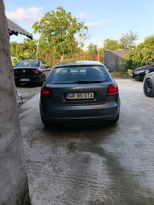 Audi A 3 an 2011 motor 2.0 TDI preț în euro  6700 neg