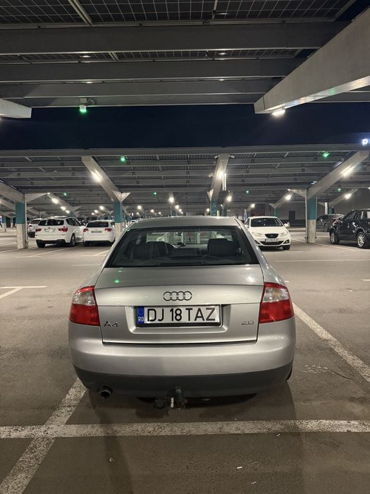 AUDI A4 0 — imagine 3